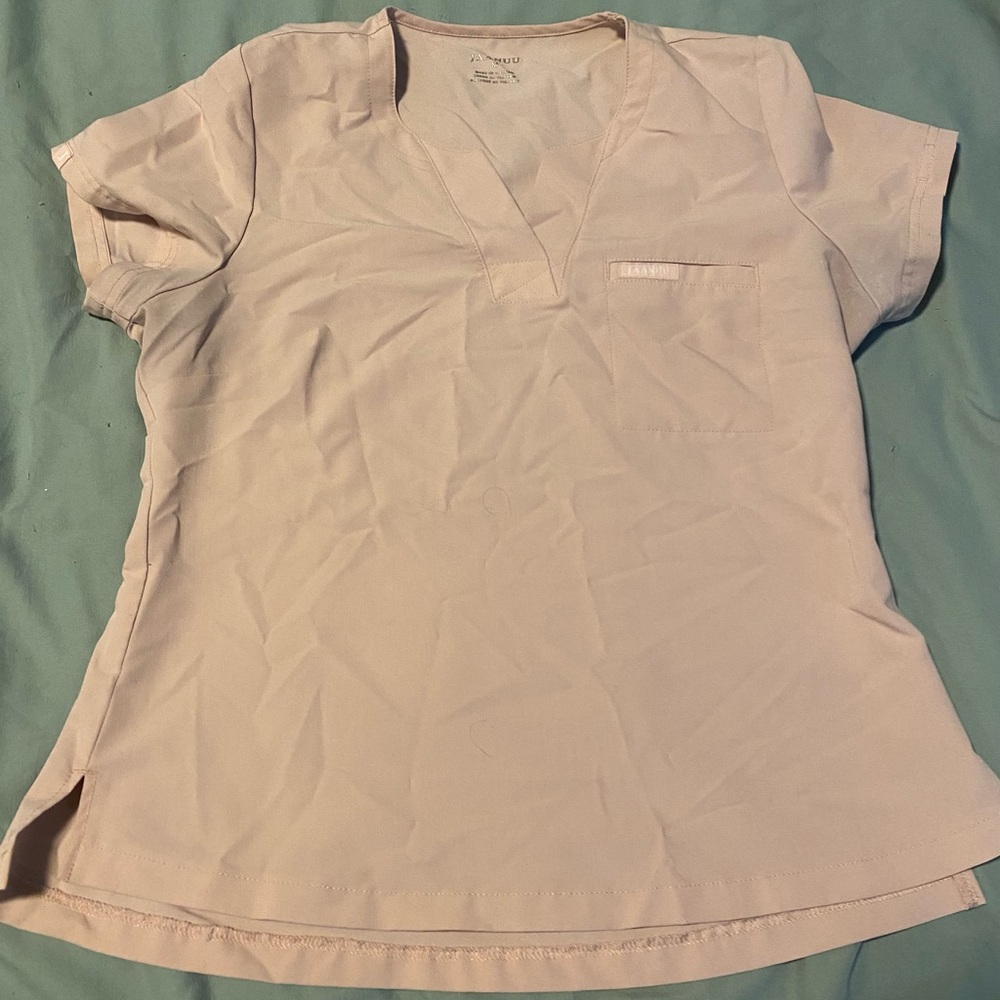 jaanuu scrubs